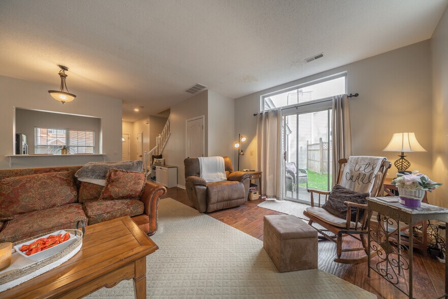 Building Photo - 836 Rossford Run