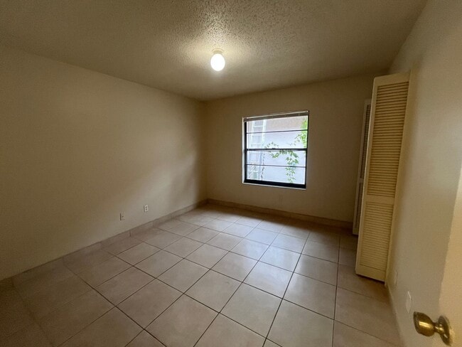 Building Photo - 10413 Cresto Delsol Cir