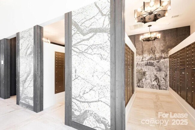 Building Photo - 3110 Doe River Wy