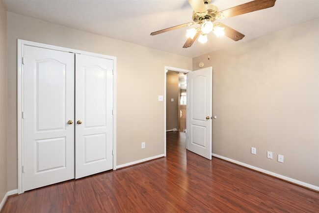 Building Photo - 16350 Mellow Oaks Ln