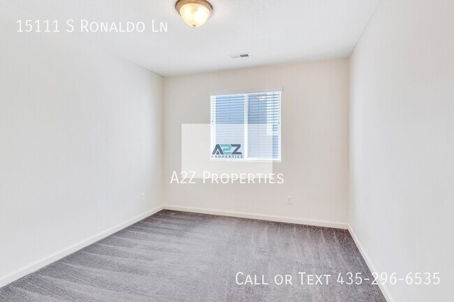 Building Photo - 15111 S Ronaldo Ln