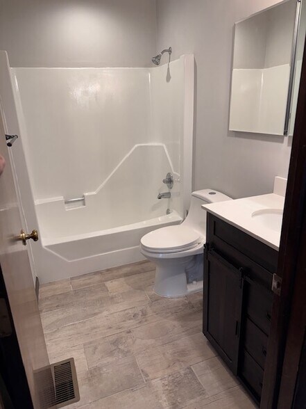 Building Photo - 8090 Terrapin Cove Rd