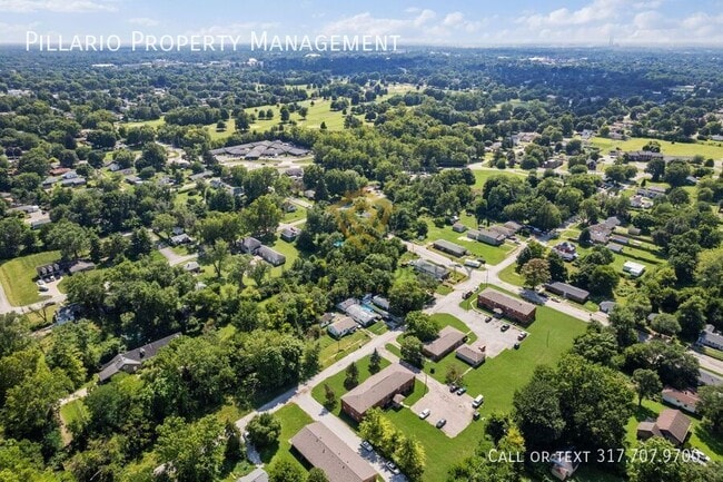 Building Photo - 3130 E Bradbury Ave