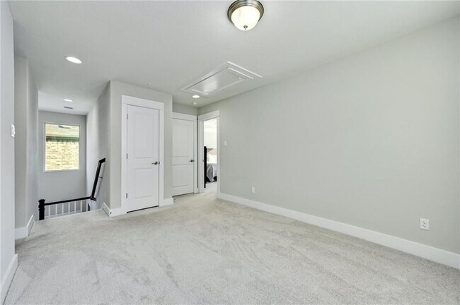 Building Photo - 1051 Kenney Fort Crossing