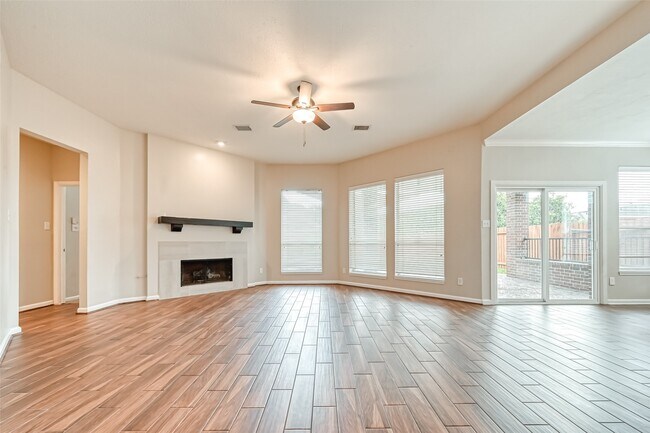 Building Photo - 22011 Windmill Bluff Ln