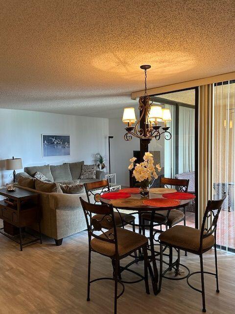 Building Photo - 450 Egret Cir