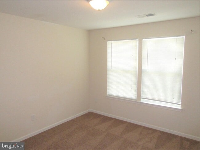 Building Photo - 1209 Madison Ln