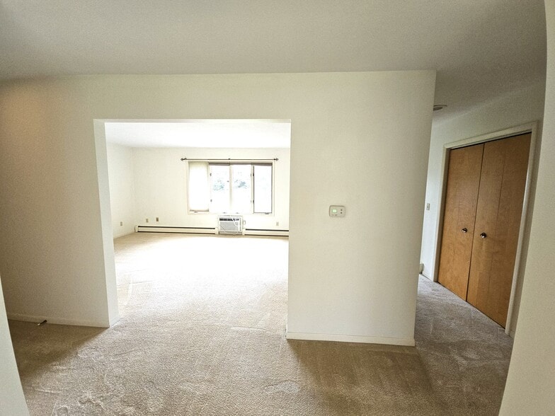 Hallway - 149 Eastland Dr