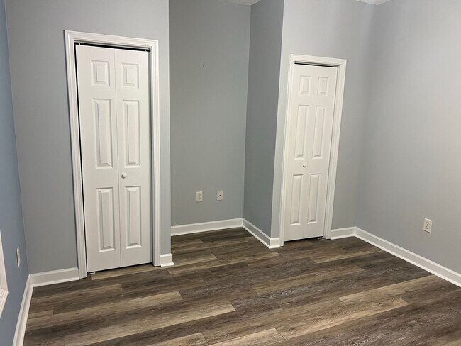 Building Photo - First floor, Unfurnished 3 Bedroom, 2 Bath...
