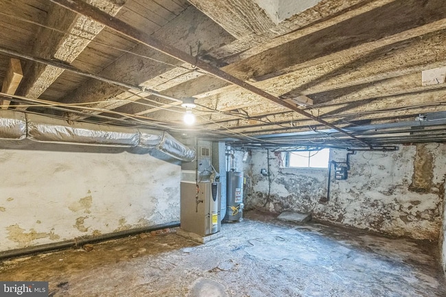 Building Photo - Spacious & Updated Grays Ferry Rowhome Near Parks and Center City — Accepting ALL PHA voucher hol...