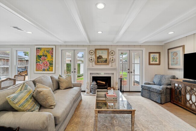 Building Photo - 6158 Burgoyne Dr.
