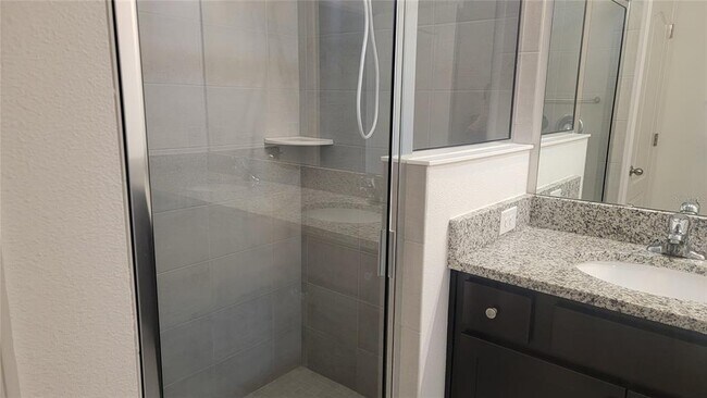 Building Photo - 3283 Stratton Cir