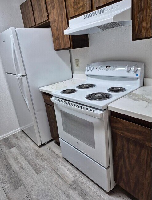 Building Photo - 2920-2922 Main St