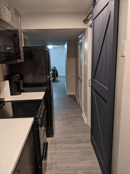 Building Photo - 2713 Fort Baker Dr SE