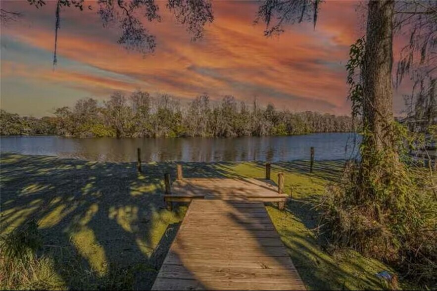 Building Photo - 6040 River Trace Rd