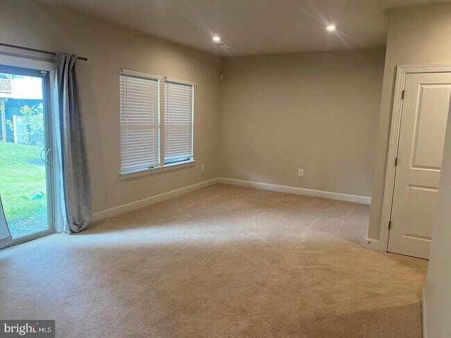 Building Photo - 10587 Ratcliffe Trl