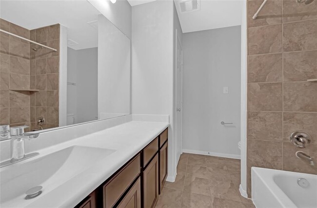 Building Photo - 1615 Grable Cove Ln