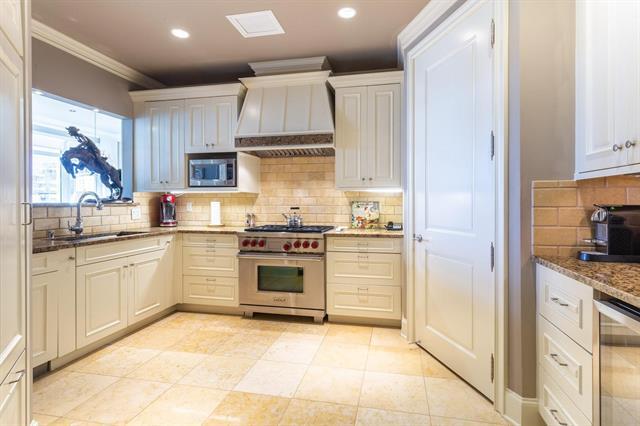 Building Photo - 2525 N Pearl St