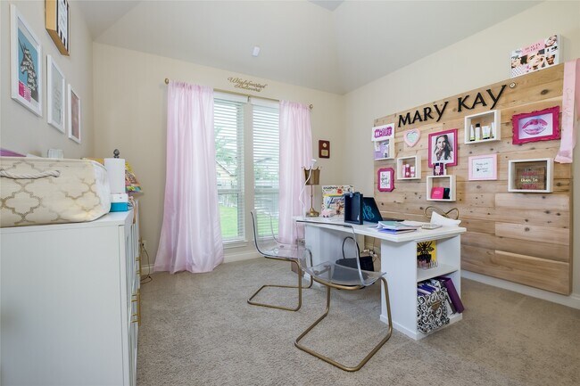 Building Photo - 27707 Lodgemist Ct