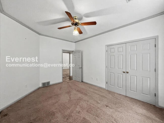 Building Photo - 2100 Shannon Cove