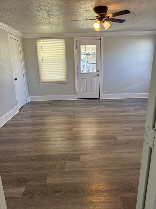 Building Photo - 1600 Maryland Ave