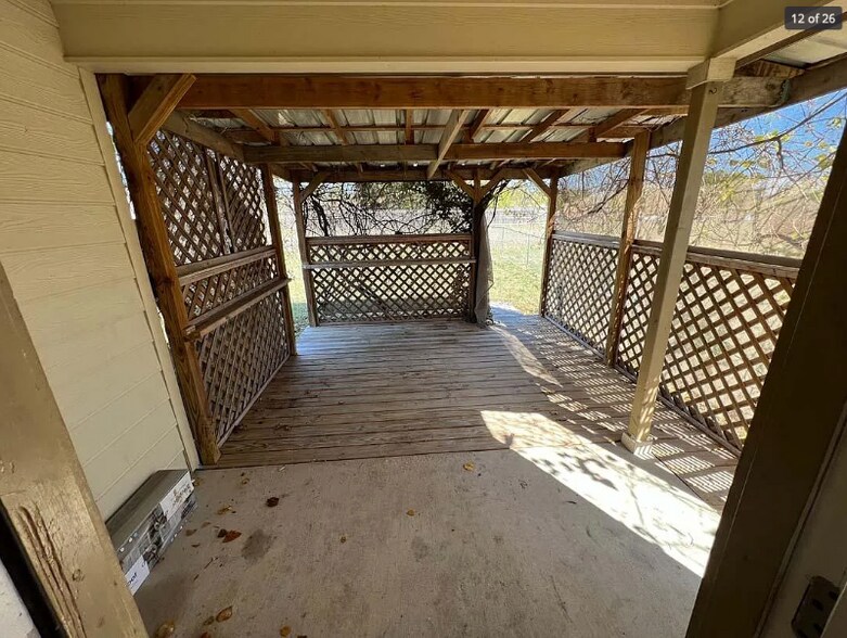 Building Photo - 2604 Saulsbury Dr