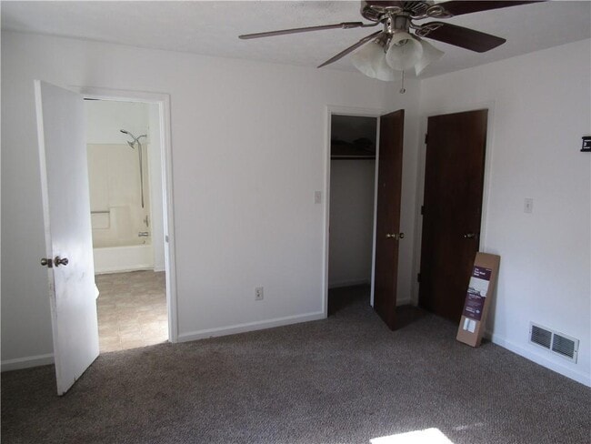 Building Photo - 1106 Westwood Pl SW