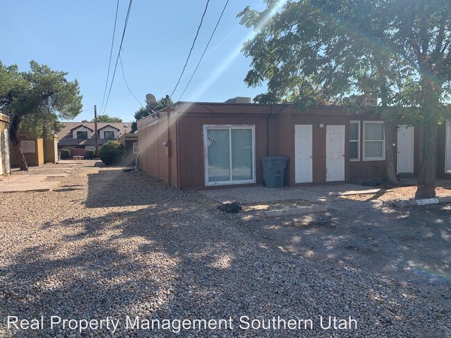 Building Photo - 2 br, 1 bath House - 454 E 700 S Apt A