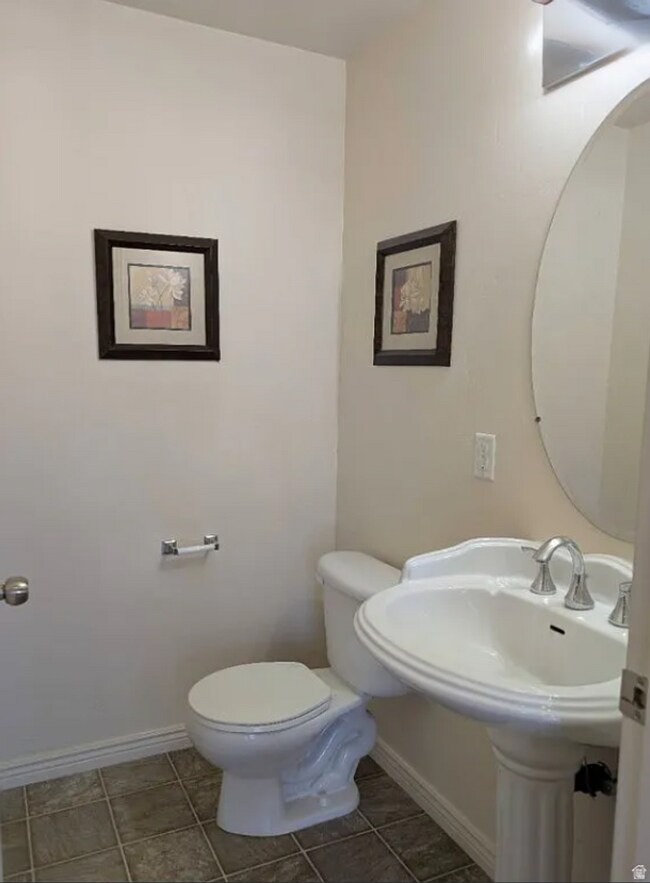 Building Photo - 2124 W 2180 N