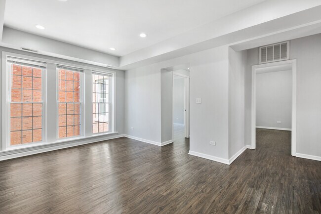 Building Photo - 7730 N Ashland Ave