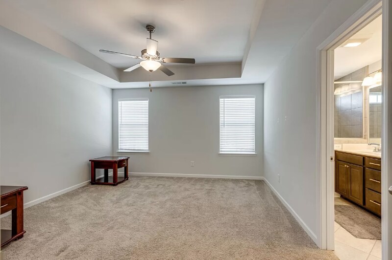 Building Photo - 204 Kinsale Dr