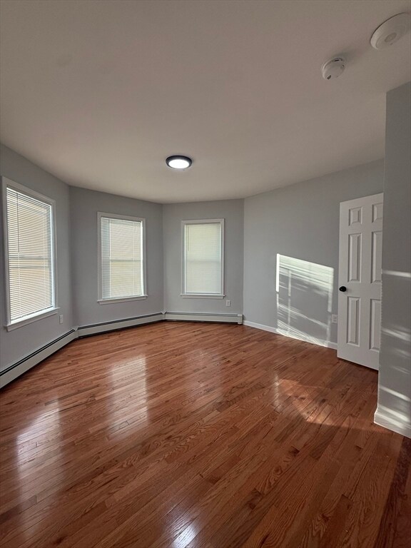 Primary Photo - 78 Hollis St
