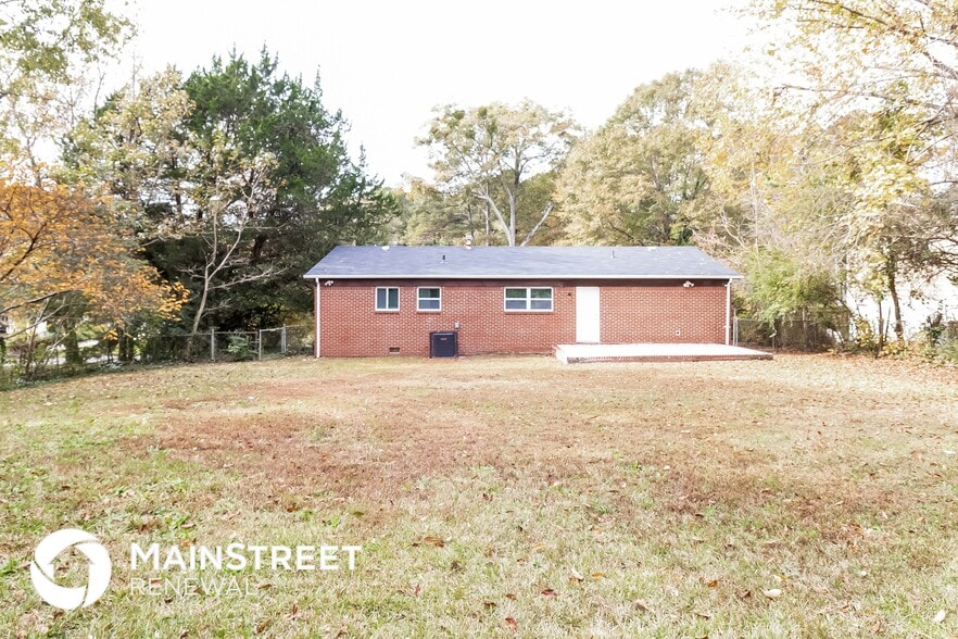 Building Photo - 5922 Heatherwood Ln