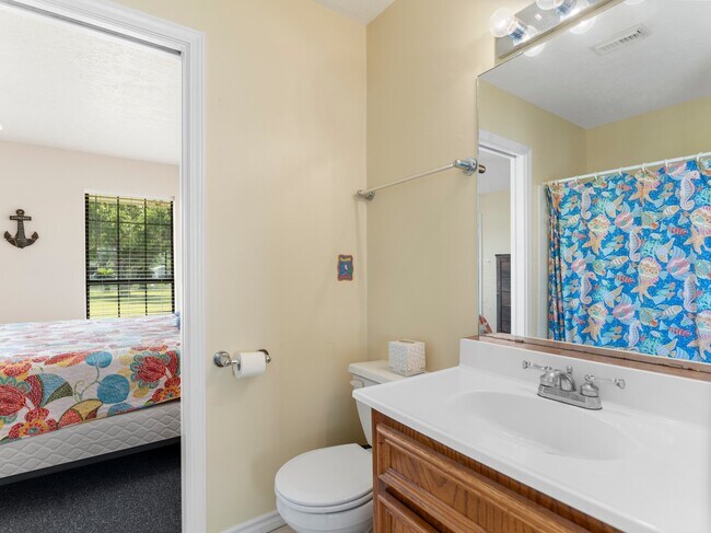 Building Photo - 779 Cr 257