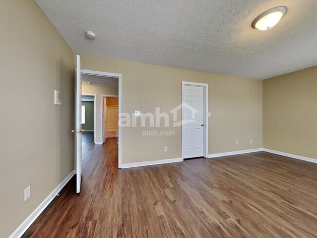 Building Photo - 8736 Gingerwood Ct