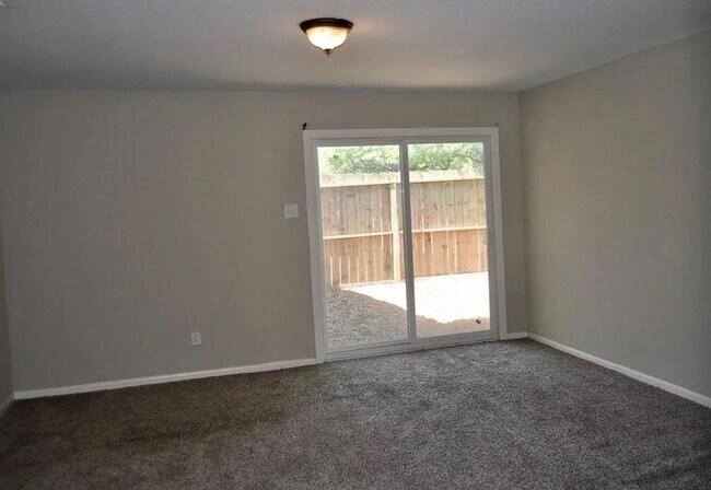 Building Photo - 12402 Riva Ridge Ln