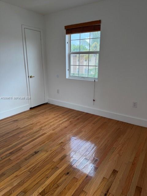 Building Photo - 15 Sidonia Ave