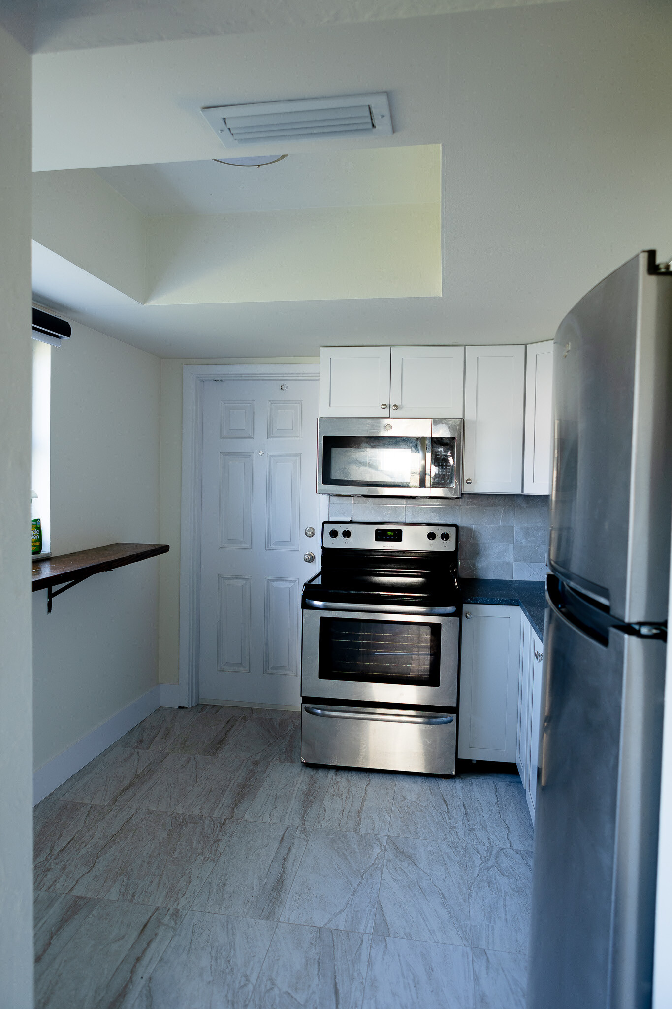 Building Photo - 3460 32nd Ave N