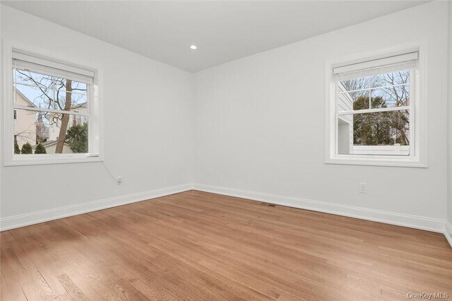 Building Photo - 517 Walnut St