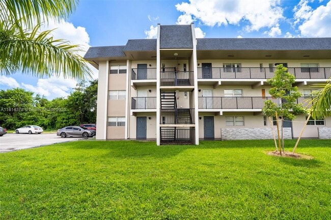 Building Photo - 7900 S Colony Cir