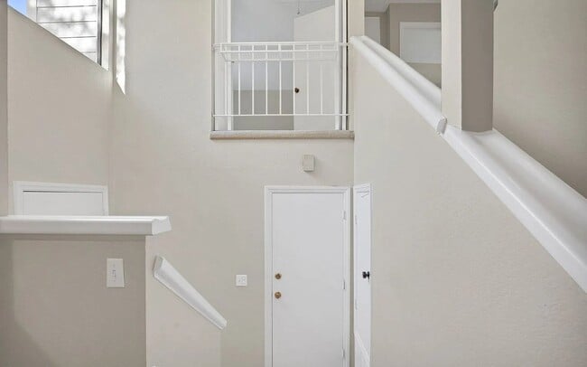 Building Photo - 5451 Caminito Borde