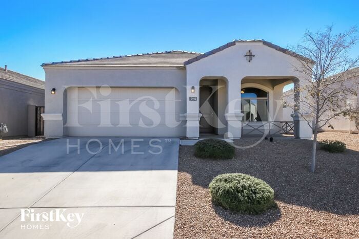 Primary Photo - 3915 W Alabama Ln