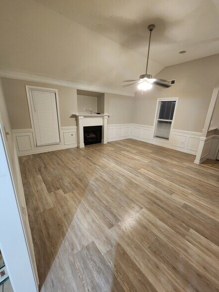Building Photo - 88 Romie Dr