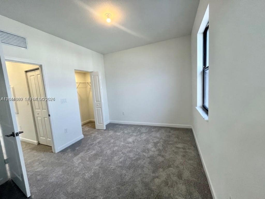 Building Photo - 23252 SW 128th Ave