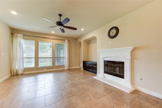 Building Photo - 23911 Milazzo Dr