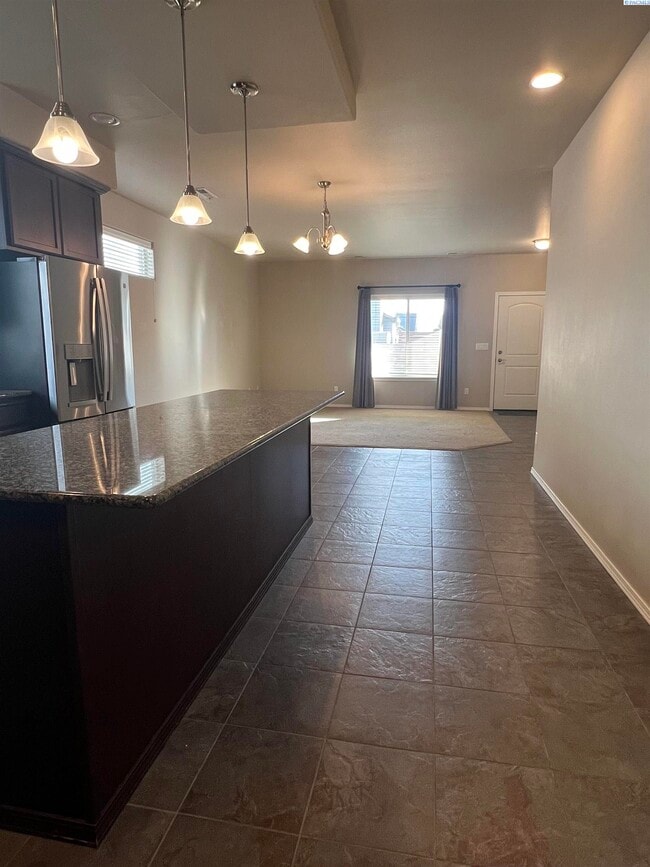 Building Photo - Sourthridge Area for rent