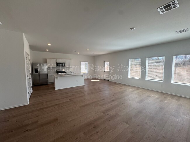 Building Photo - 12048 SW 36th St