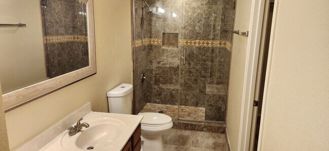 Building Photo - Heritage Park Community-3Bedroom, 2.5 Bathroom-