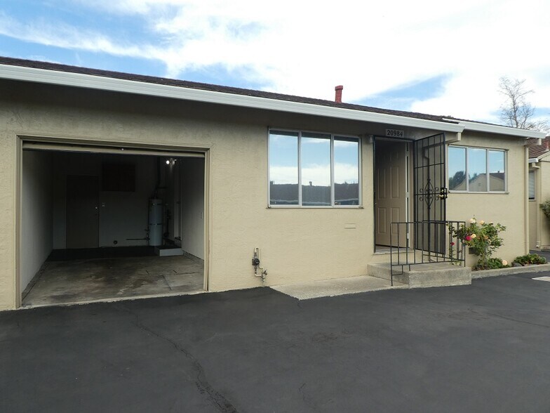 Building Photo - 20984 Cato Ct