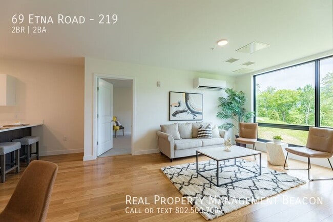 Building Photo - 69 Etna Rd